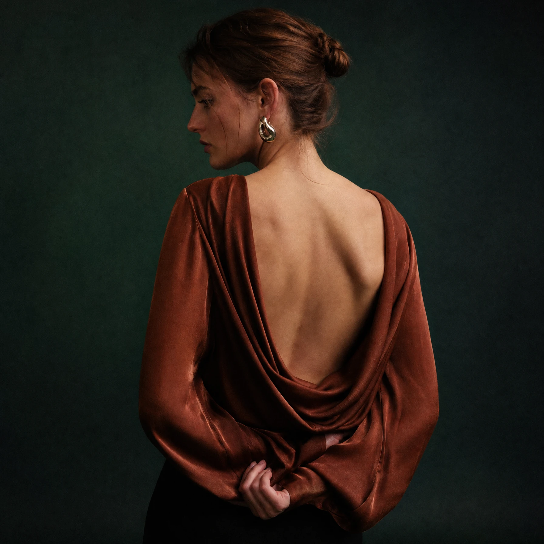 Back arms behind